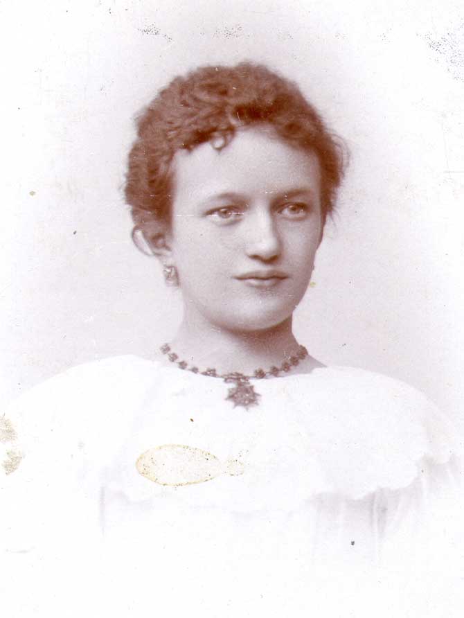 Elna Karen Emilie ZetterstrÃ¸m konfirmation